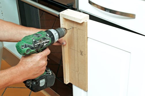 Laatikoiden ja ovien kahvat